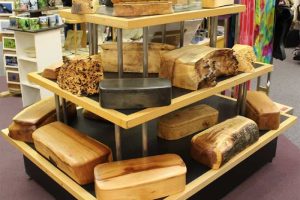 Robert_Andrews_display